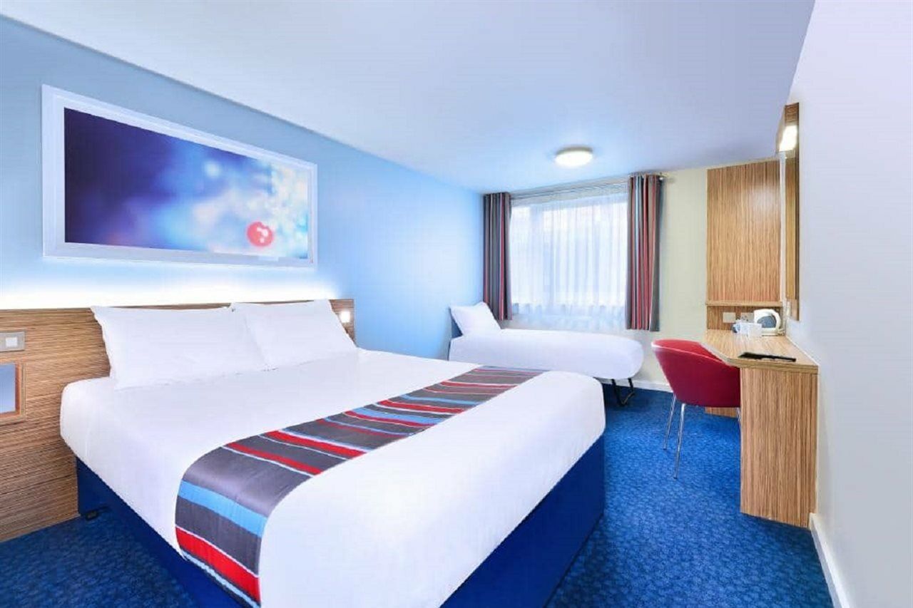 Travelodge London Woolwich Exterior photo